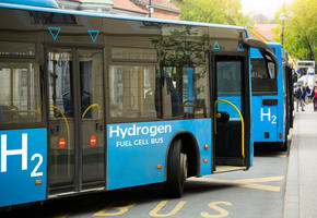 Hydrogen_bus